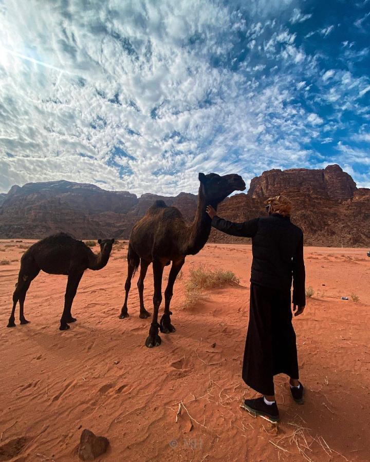 Wadi Rum Silk Road Camp ภายนอก รูปภาพ