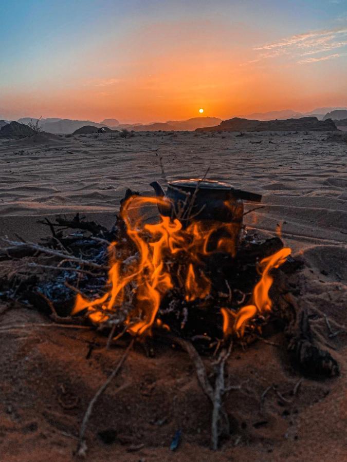 Wadi Rum Silk Road Camp ภายนอก รูปภาพ