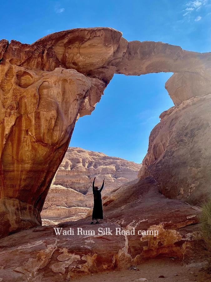 Wadi Rum Silk Road Camp ภายนอก รูปภาพ