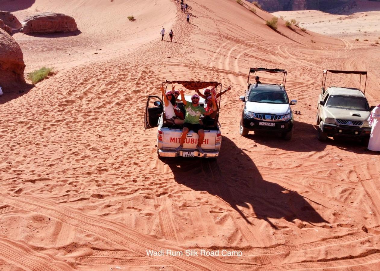 Wadi Rum Silk Road Camp ภายนอก รูปภาพ
