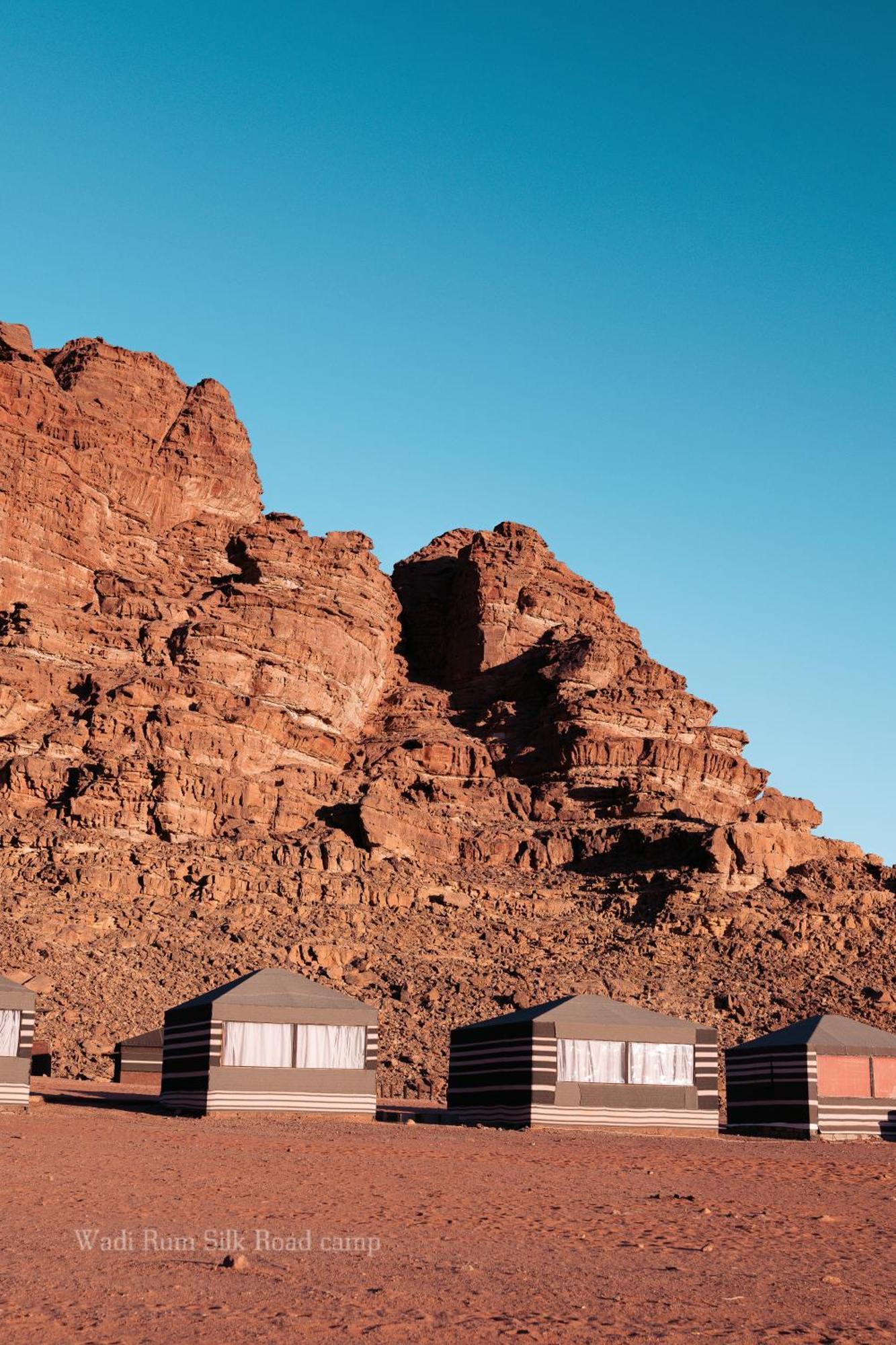 Wadi Rum Silk Road Camp ภายนอก รูปภาพ