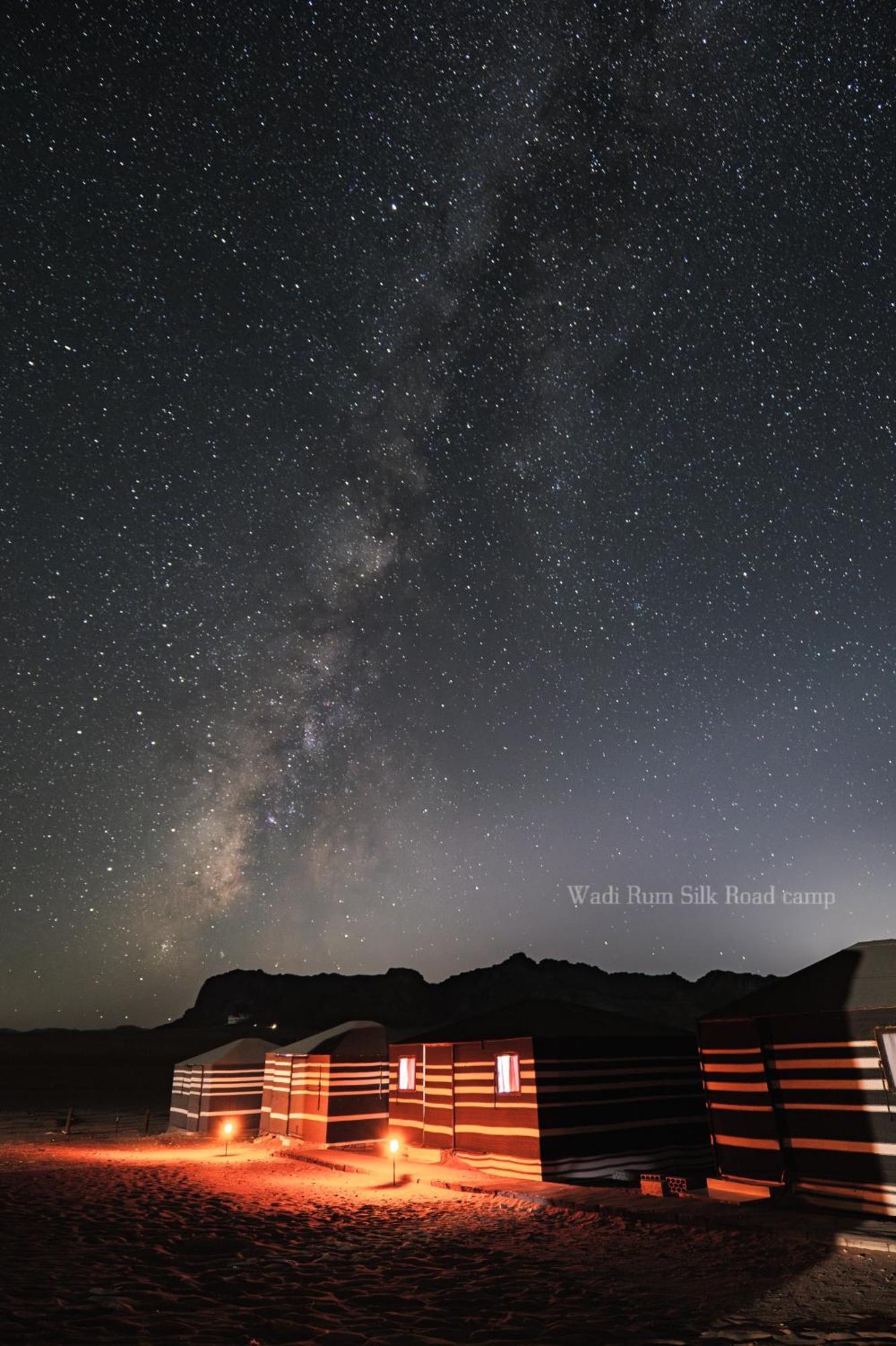 Wadi Rum Silk Road Camp ภายนอก รูปภาพ